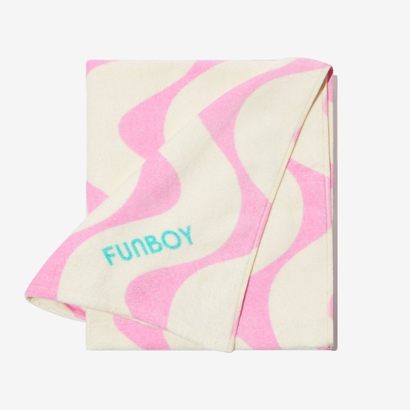 Funboy Poolside Leisure Club Beach Towel - Picture 5 of 6